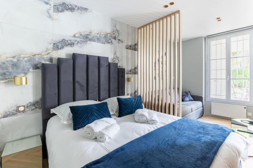 Neuilly/Paris :Magnifique Appartement 4P Extérieur photo